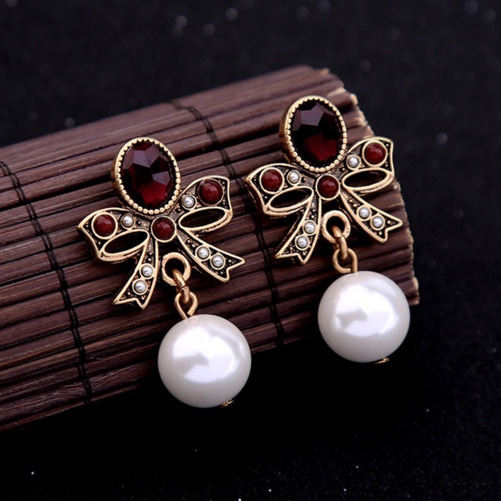 Vintage like new ruby and pearl bow earrings